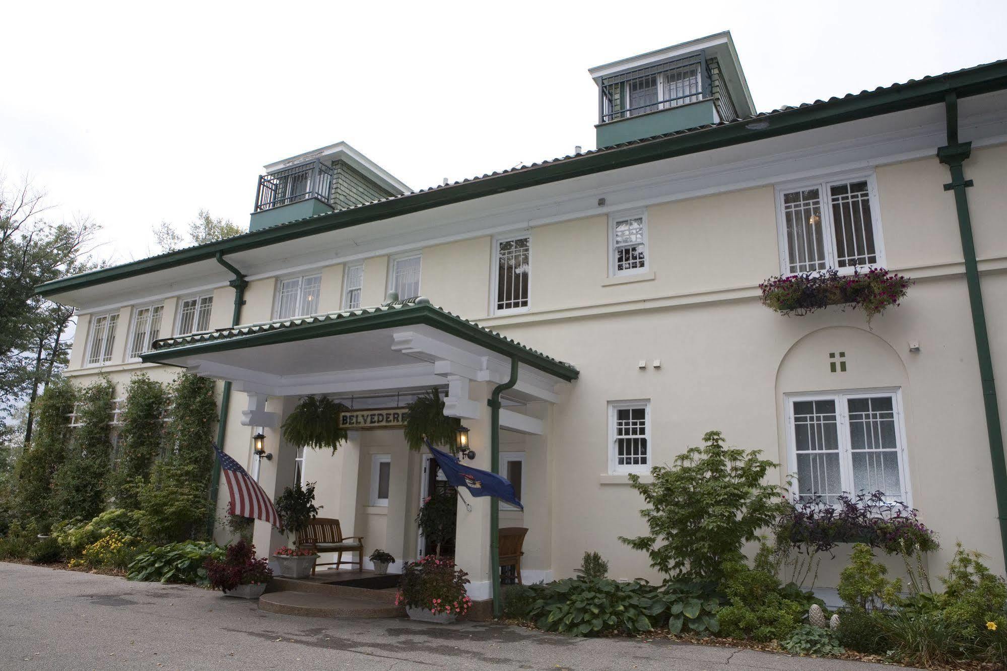 The Belvedere Inn&restaurant Saugatuck