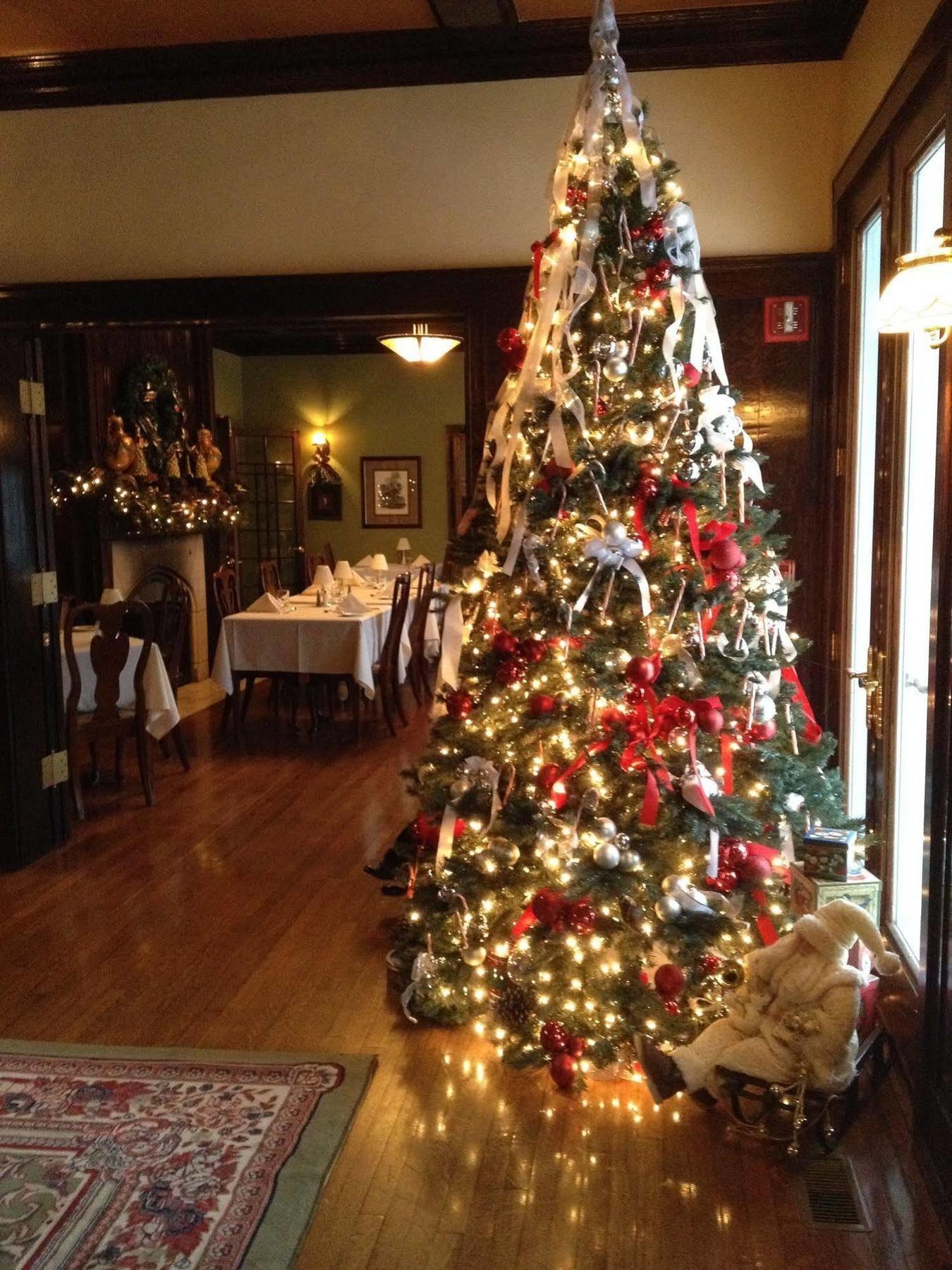 The Belvedere Inn&restaurant Saugatuck